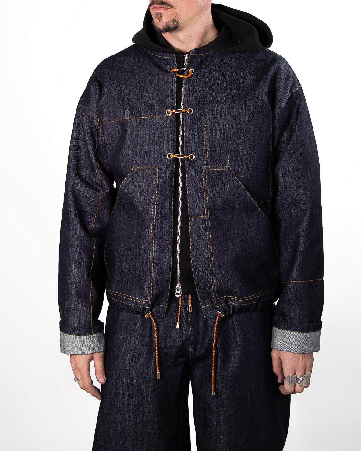 LA VESTE COL ROND (ATELIER)